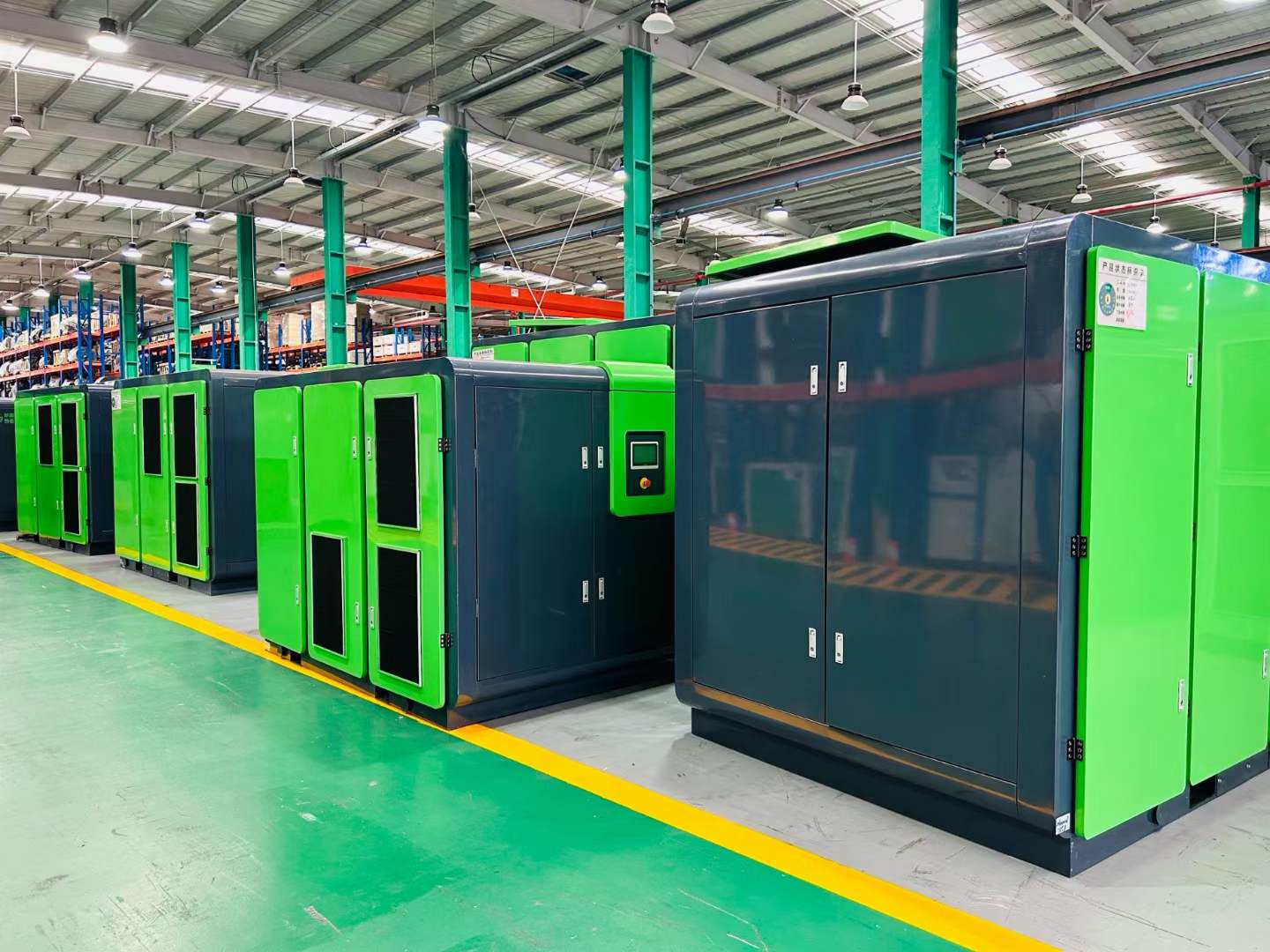 薩震節(jié)能空壓機廠家專業(yè)生產(chǎn)節(jié)能螺桿空壓機.jpg 薩震節(jié)能空壓機廠家專業(yè)生產(chǎn)節(jié)能螺桿空壓機.jpg